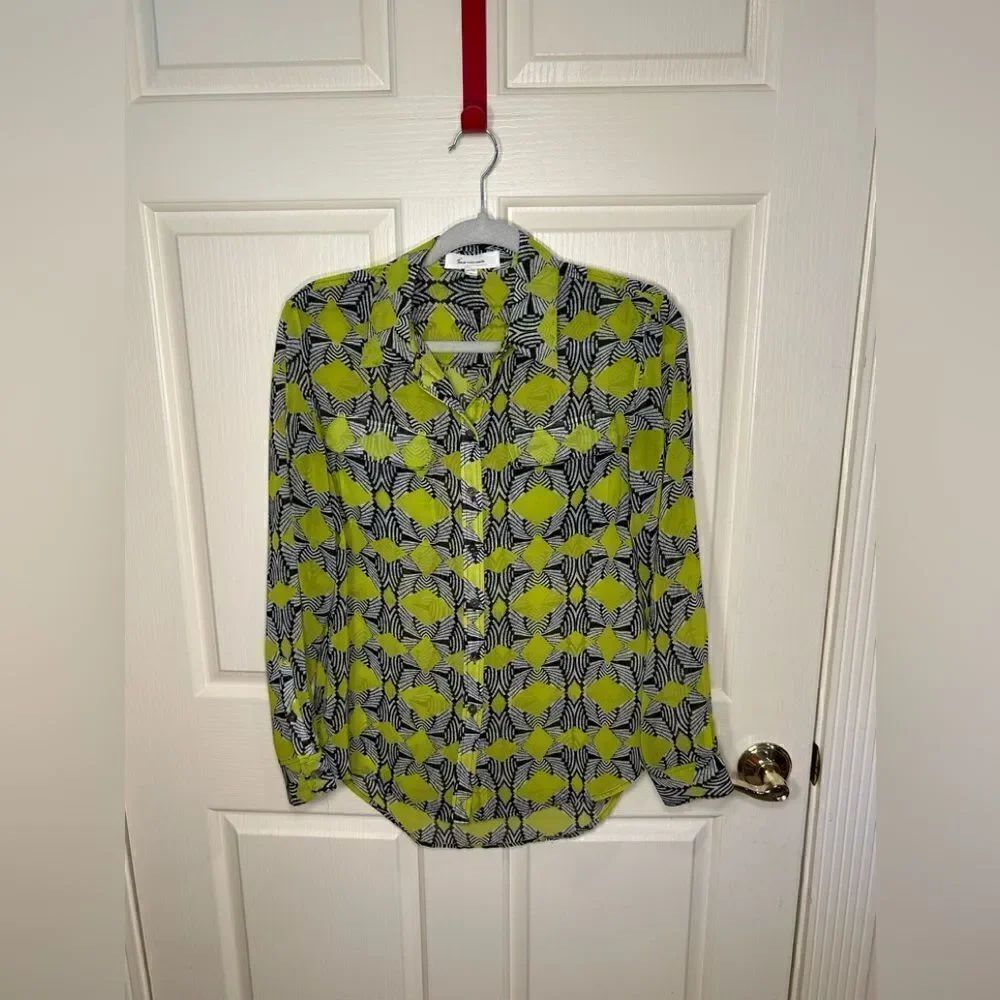 Two by Vince Camuto blouse
